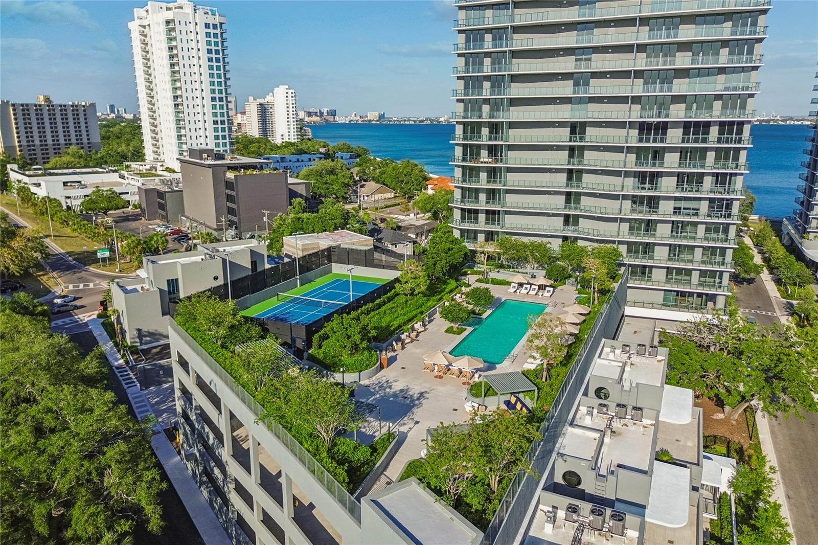 Image 60 of 96 For 3015 Ysabella Avenue 1102
