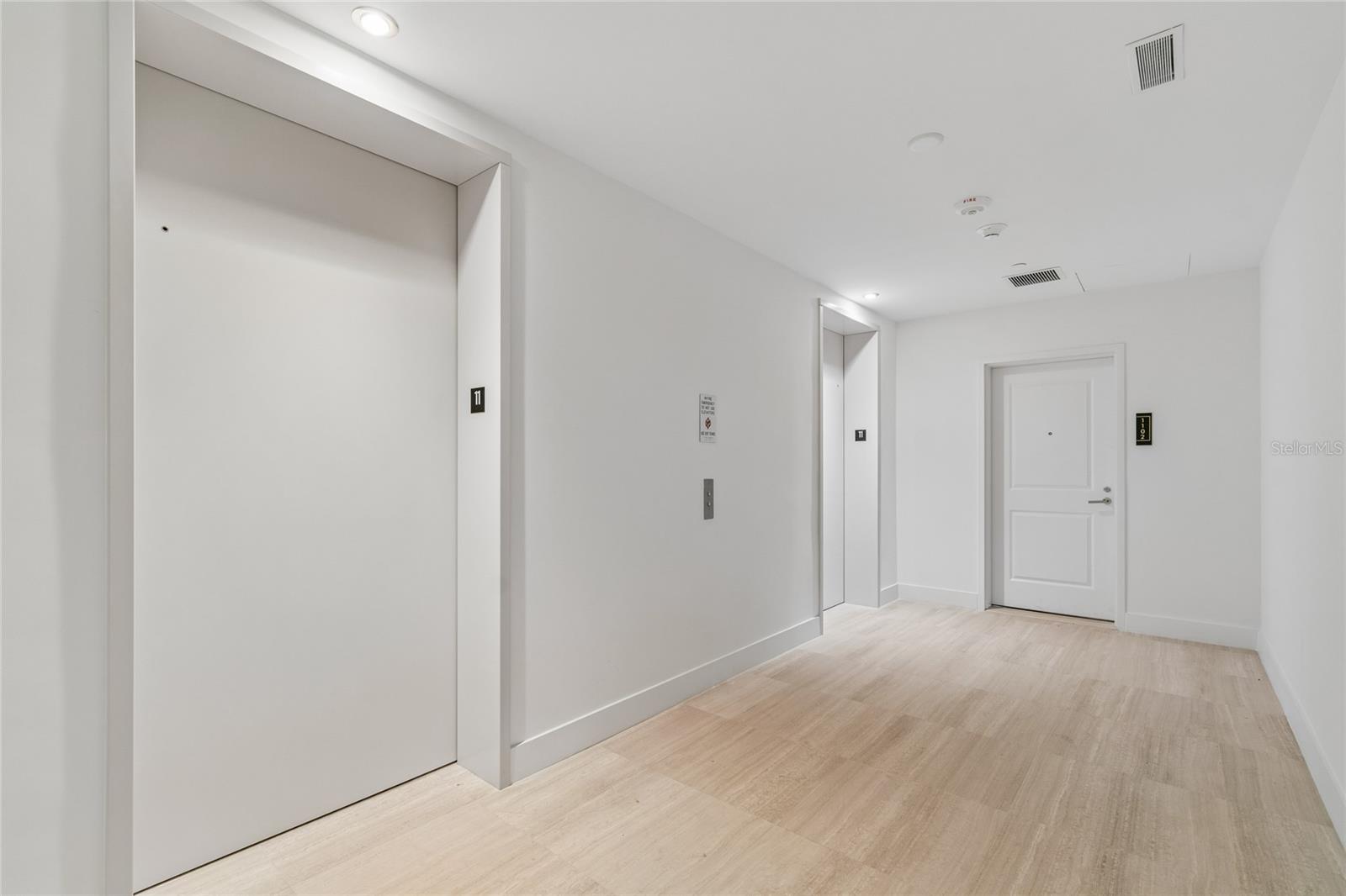 Image 8 of 96 For 3015 Ysabella Avenue 1102