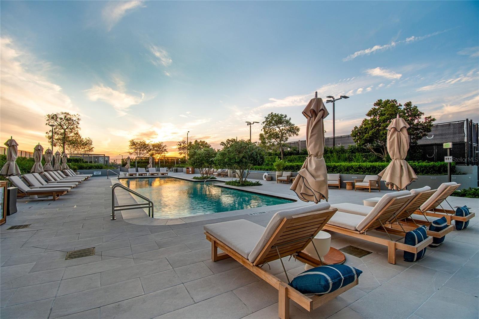 Image 88 of 96 For 3015 Ysabella Avenue 1102