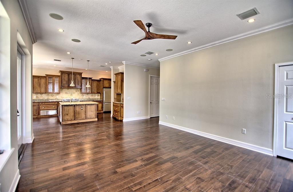 Image 10 of 22 For 5908 Switzer Avenue