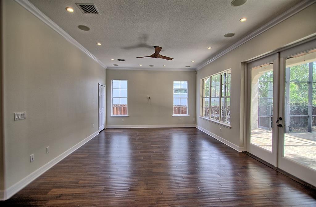 Image 11 of 22 For 5908 Switzer Avenue