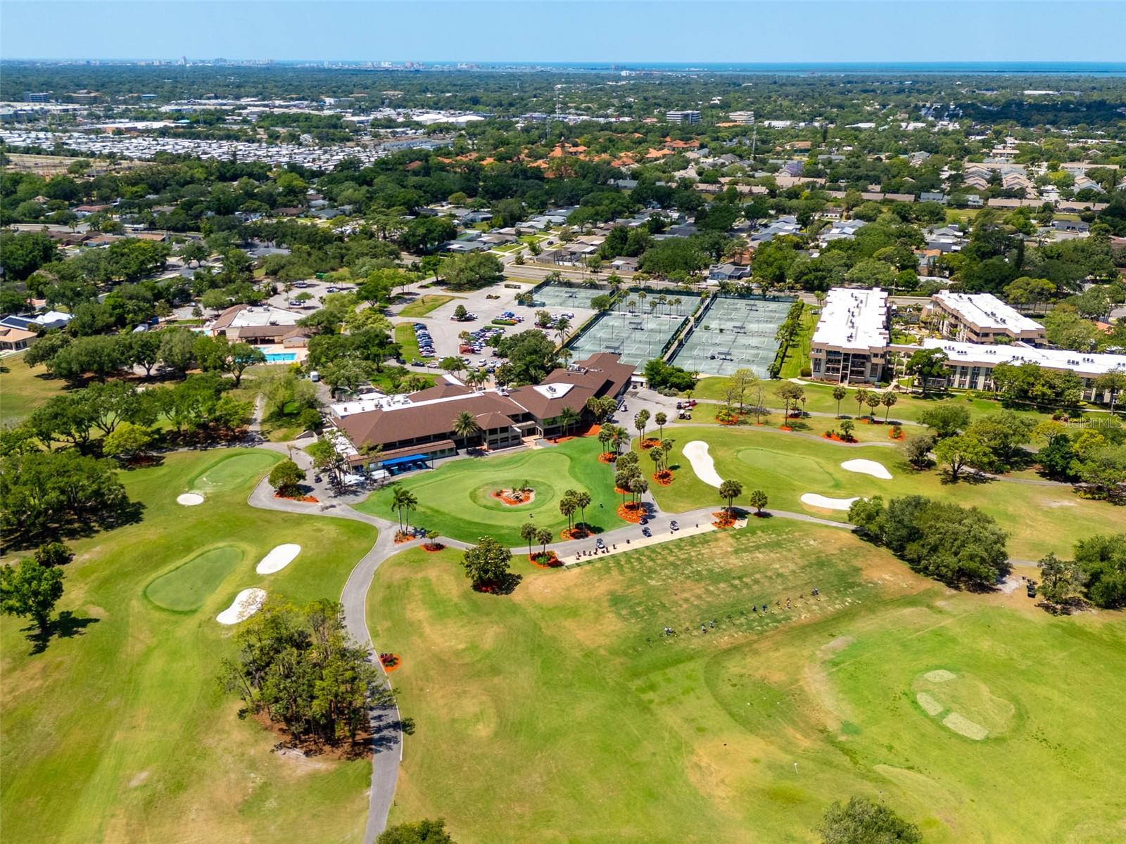 Image 35 of 52 For 2952 Hadleigh Ct