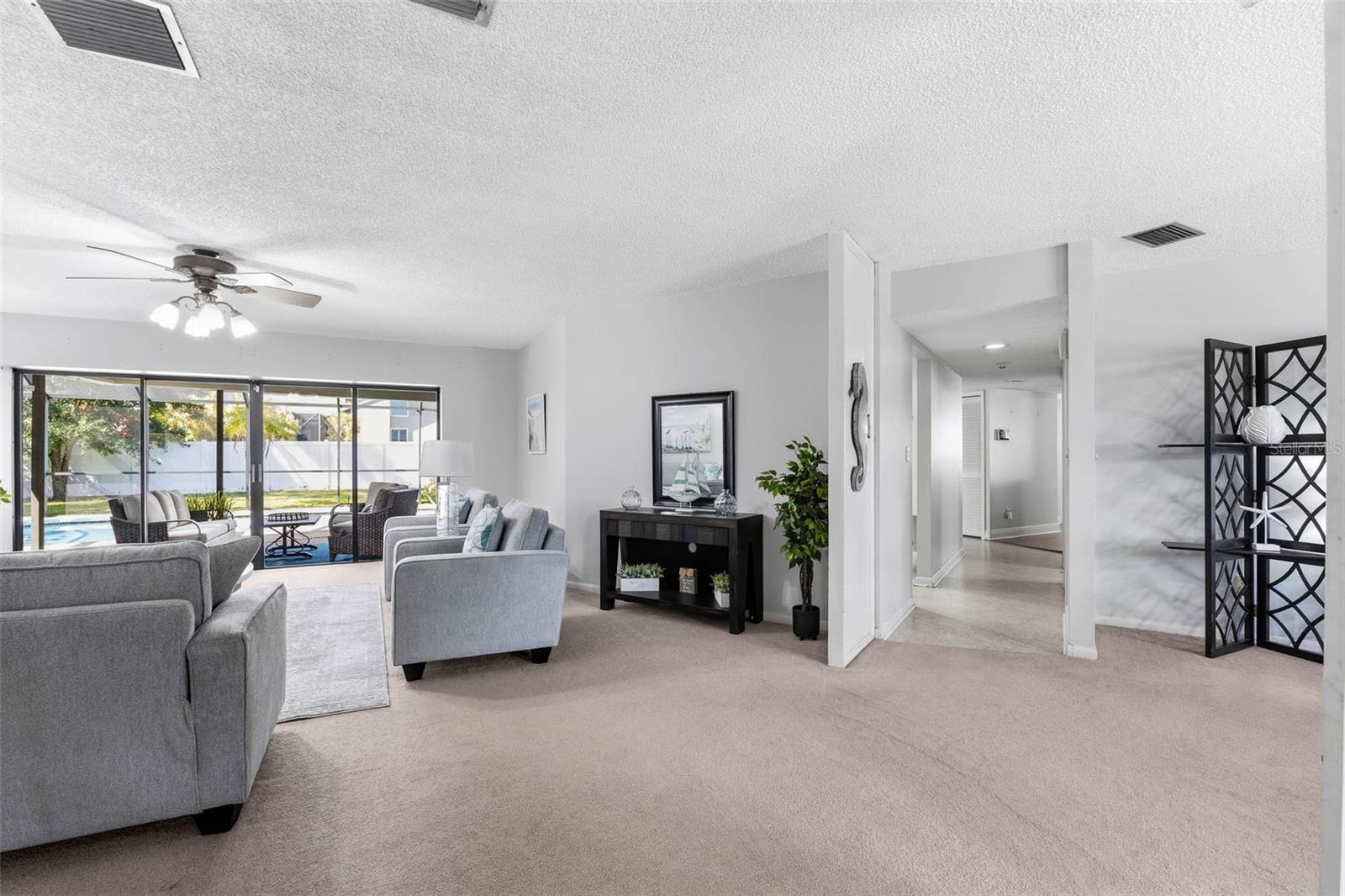 Image 37 of 52 For 2952 Hadleigh Ct