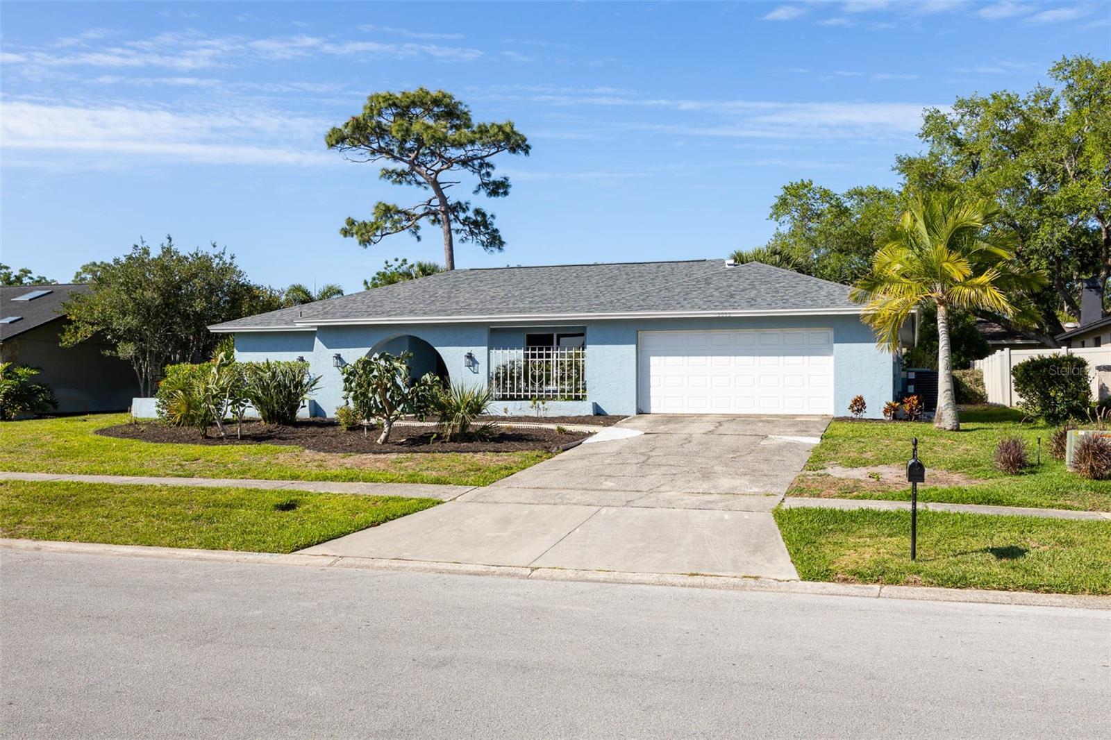 Image 40 of 52 For 2952 Hadleigh Ct