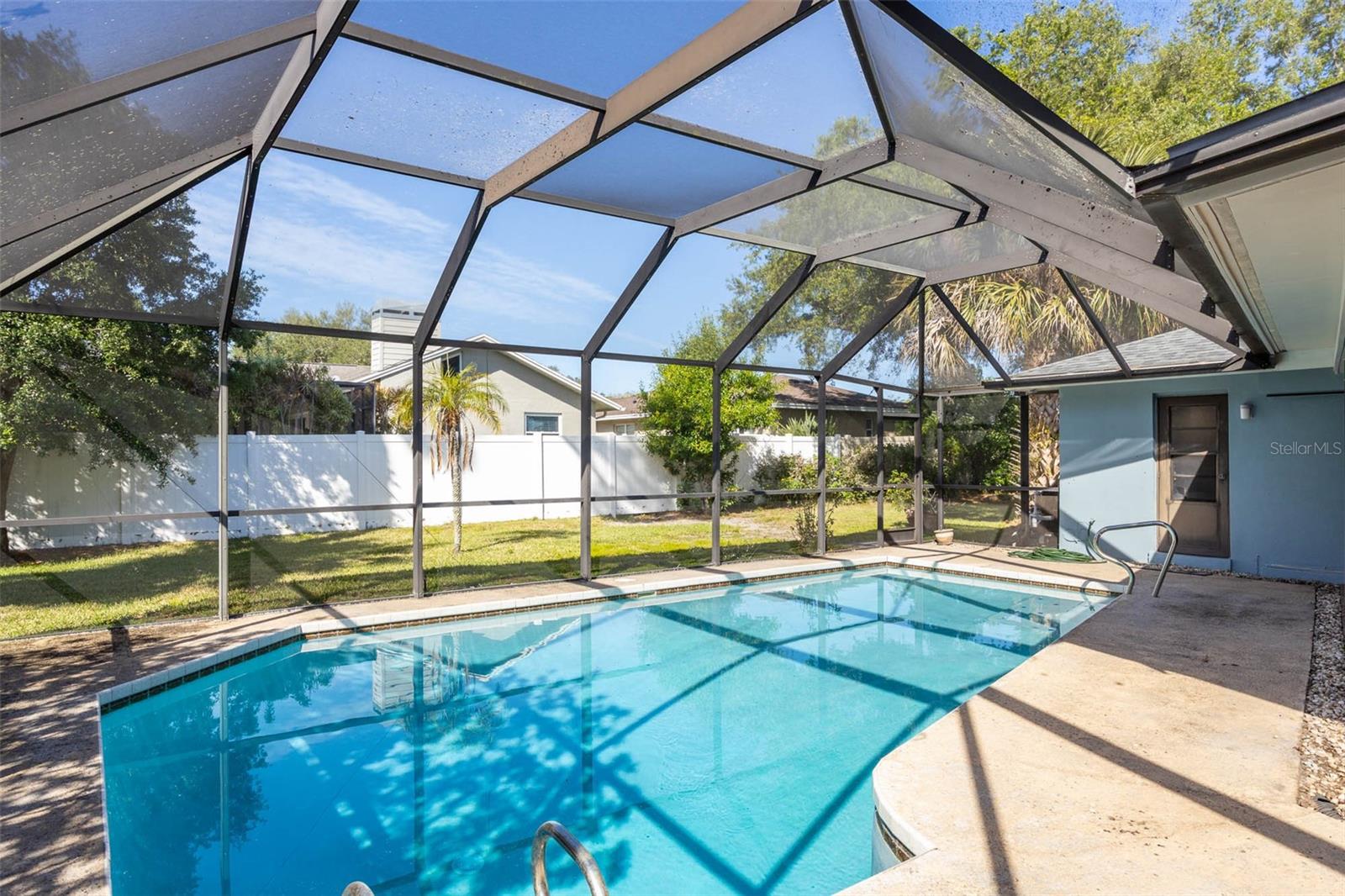 Image 45 of 52 For 2952 Hadleigh Ct