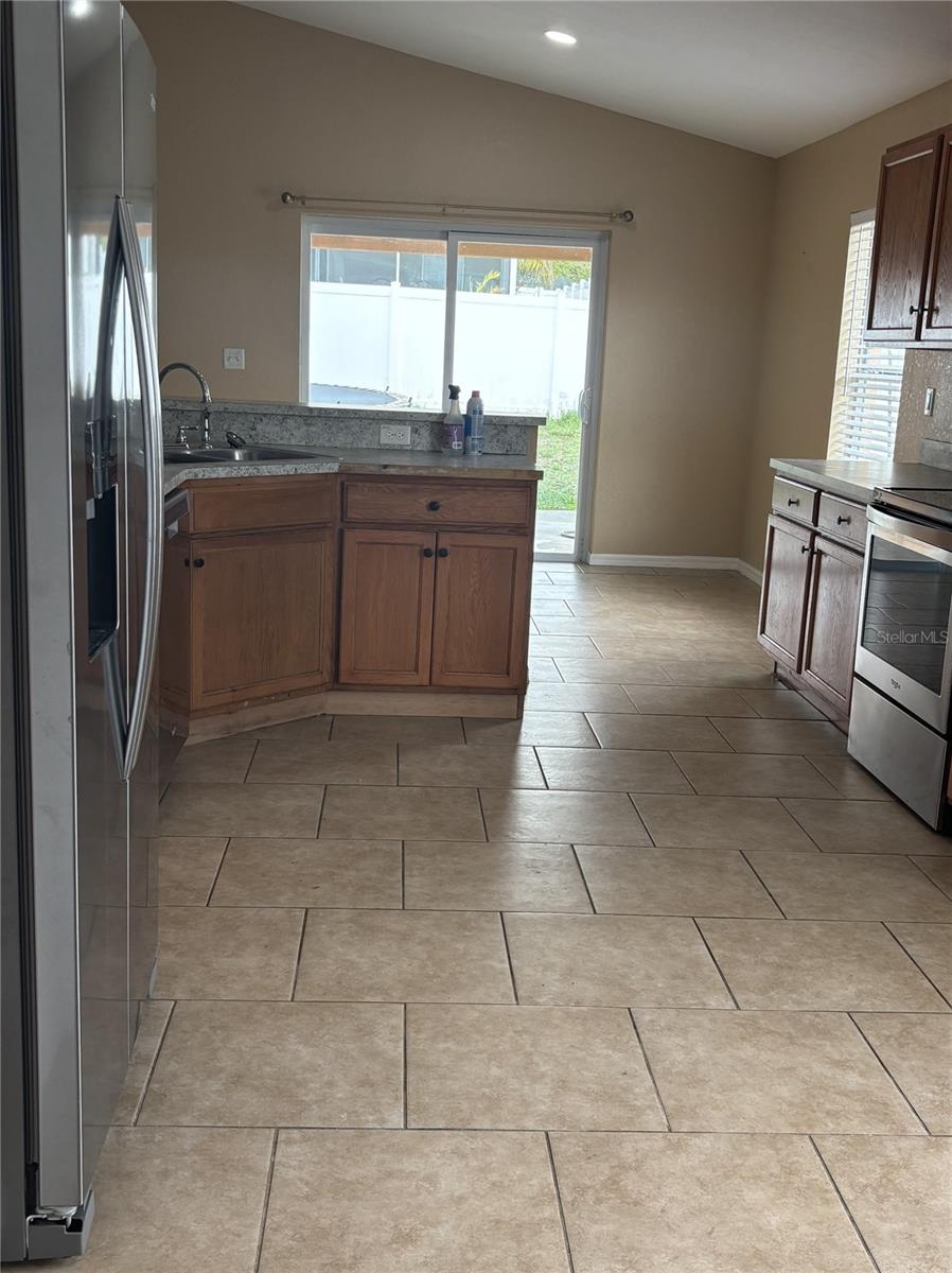 Image 3 of 6 For 36035 Laguna Hills Circle