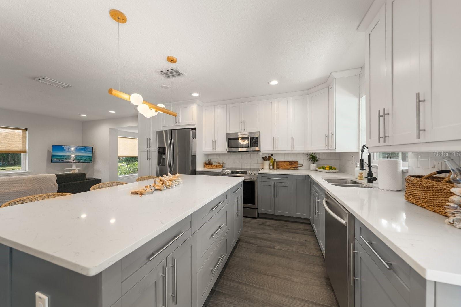 Image 7 of 34 For 1246 Idlewild Drive