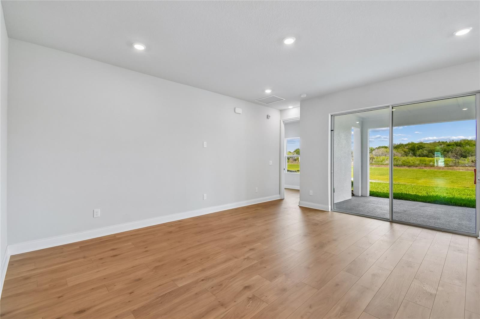 Image 11 of 42 For 5693 Leaflet Trail