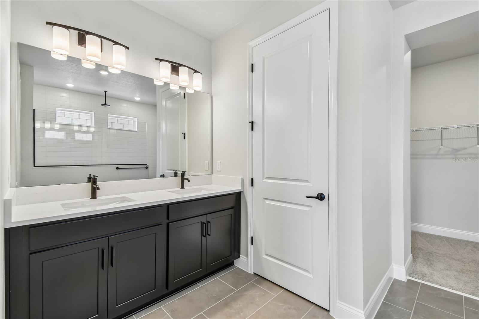 Image 21 of 42 For 5693 Leaflet Trail