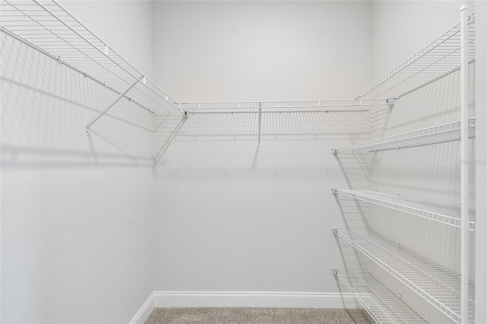 Image 26 of 42 For 5693 Leaflet Trail