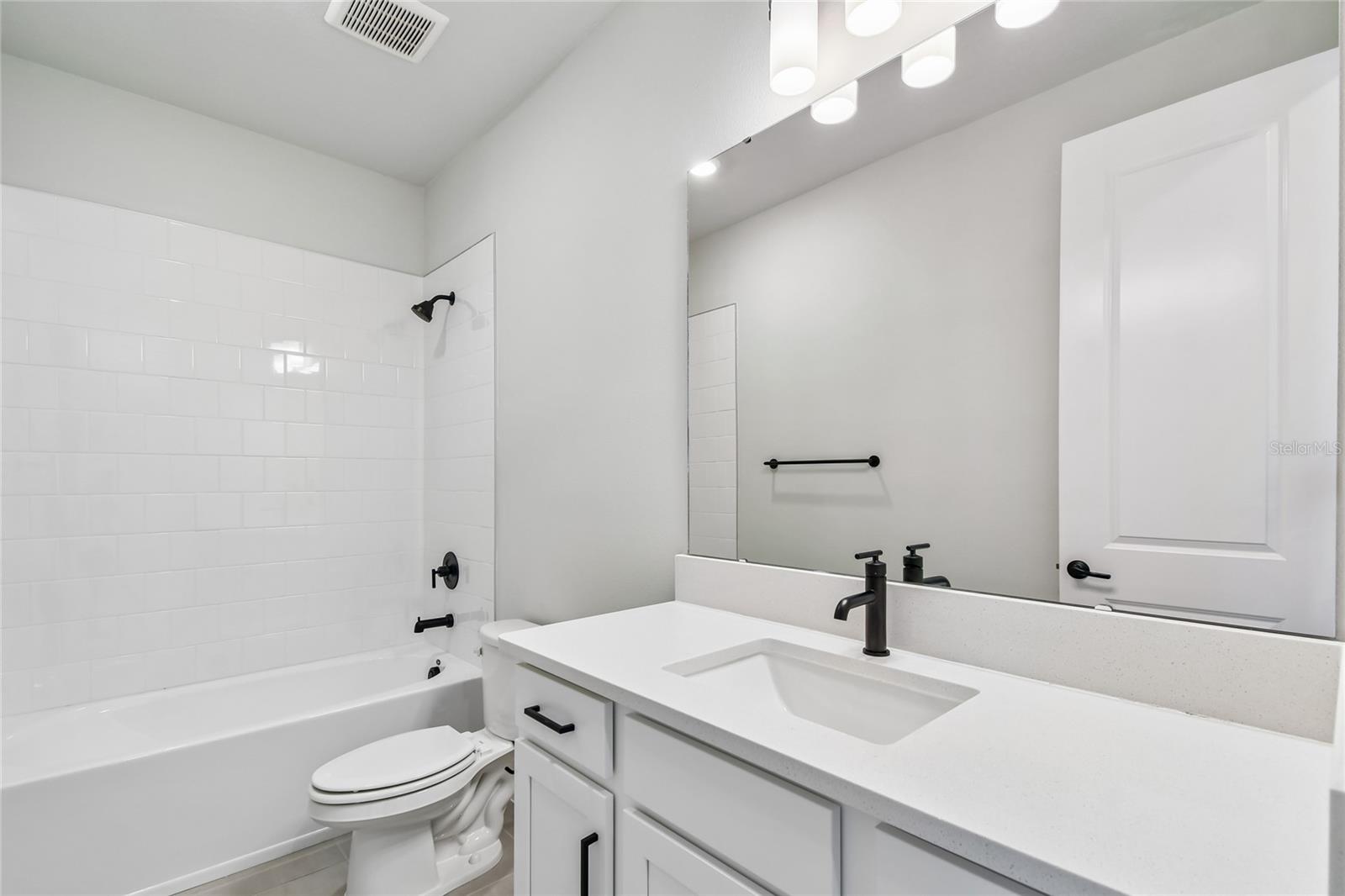 Image 30 of 42 For 5693 Leaflet Trail