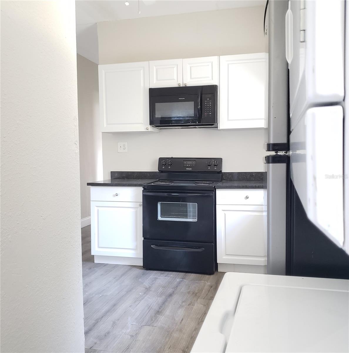 Image 13 of 20 For 2403 Durham Street 1