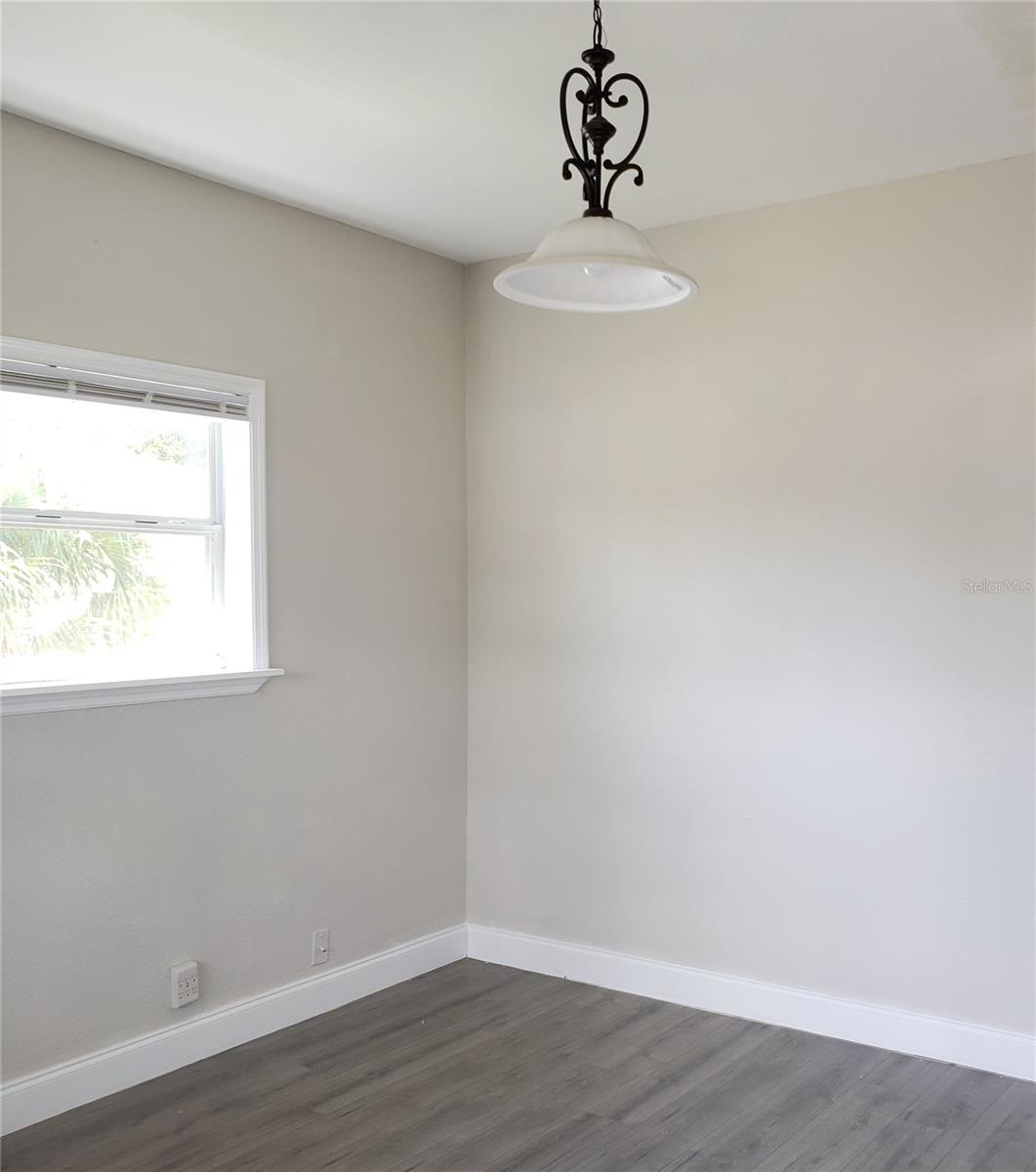 Image 5 of 20 For 2403 Durham Street 1