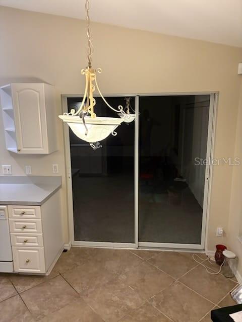 Image 8 of 15 For 706 Canterbury Circle