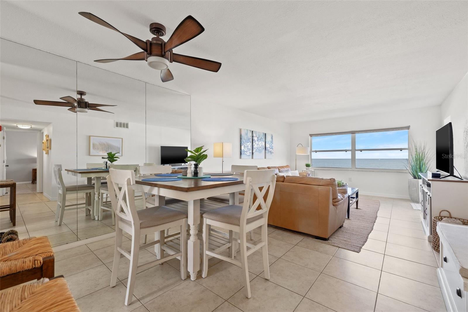 Image 11 of 25 For 1270 Gulf Boulevard 1007