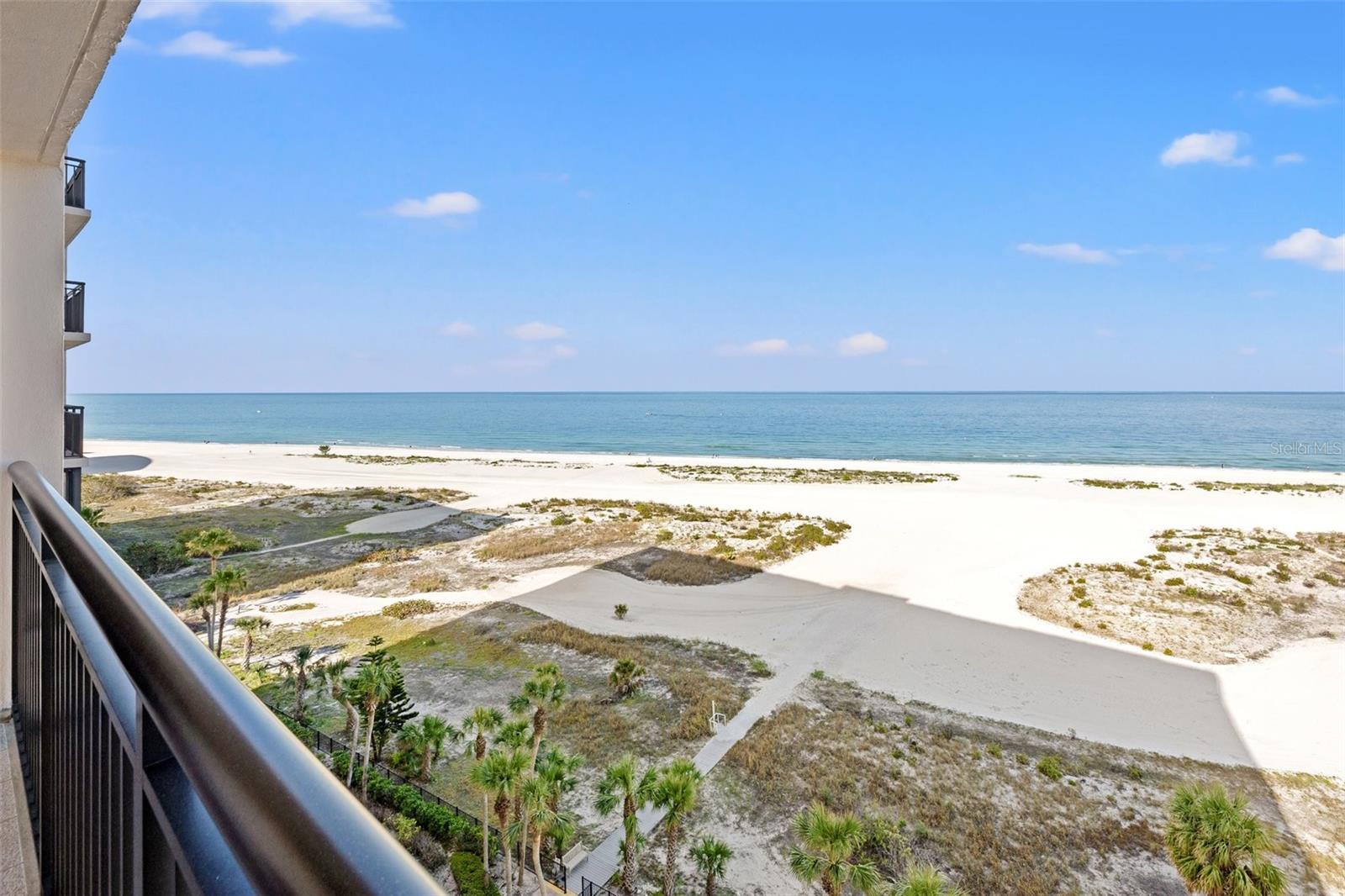 Image 6 of 25 For 1270 Gulf Boulevard 1007