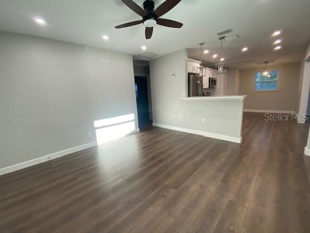 Image 5 of 14 For 4665 Yarmouth Avenue S