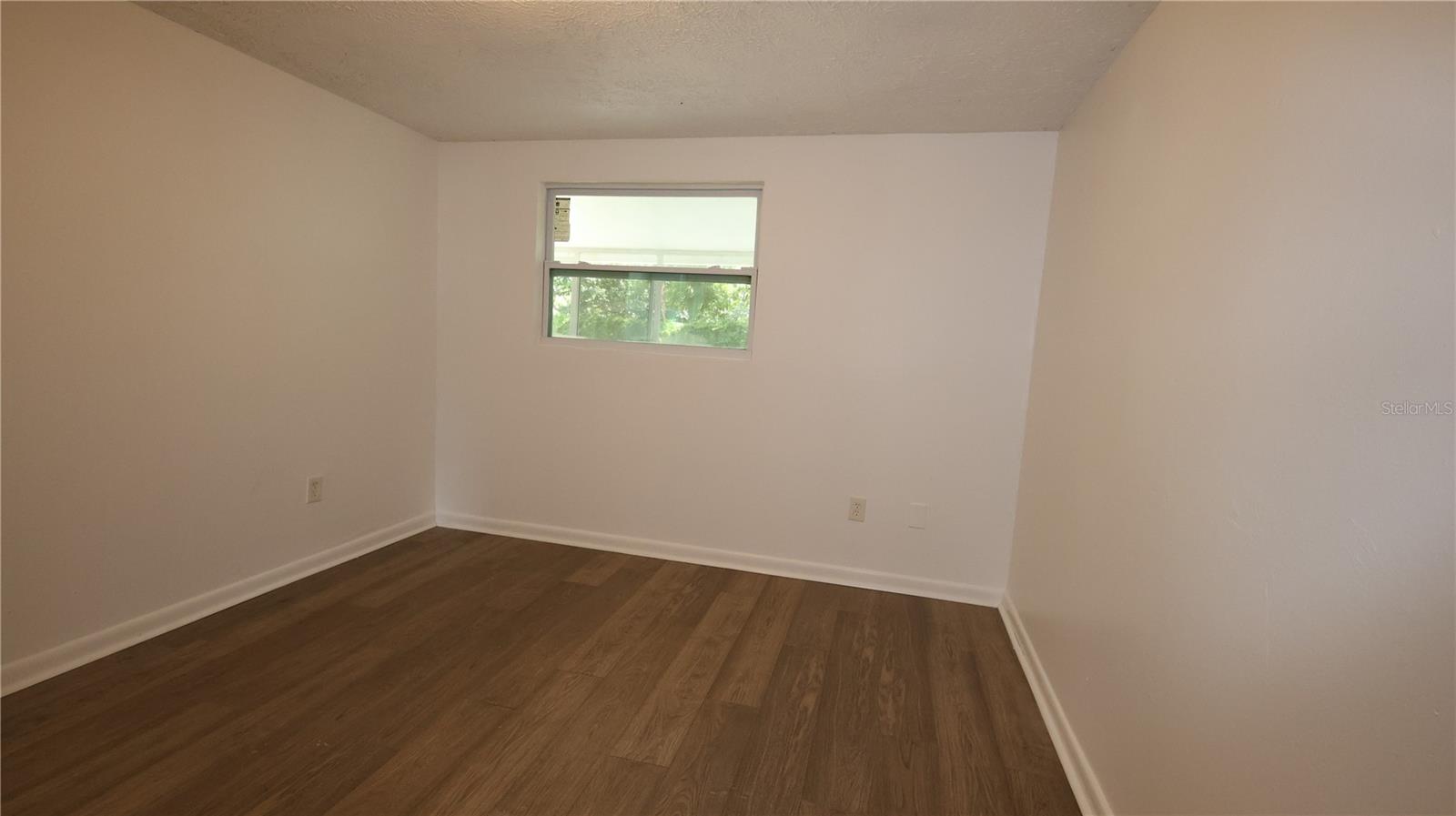 Image 9 of 14 For 4300 Las Vegas Drive