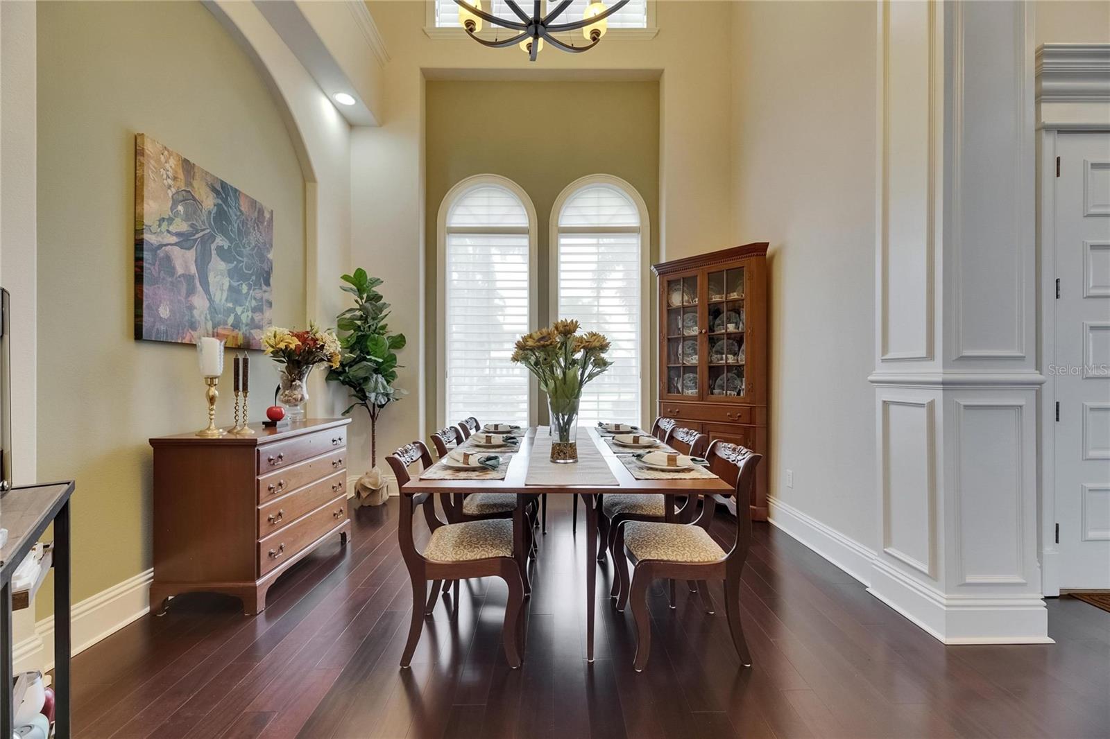 Listing photo id 39 for 624 Balibay Road