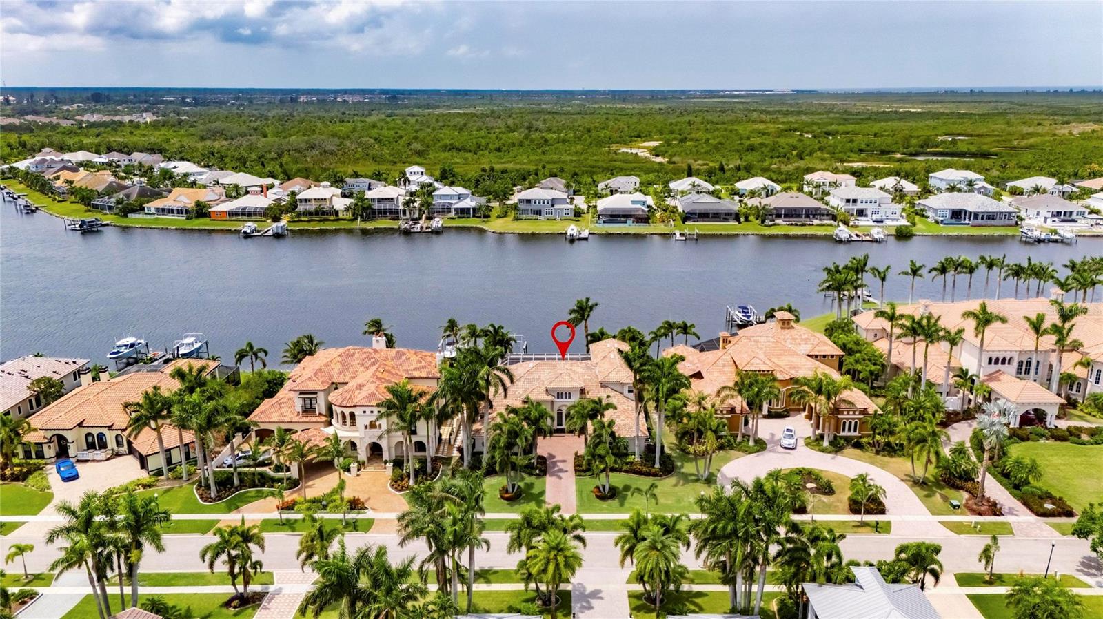 Listing photo id 3 for 624 Balibay Road