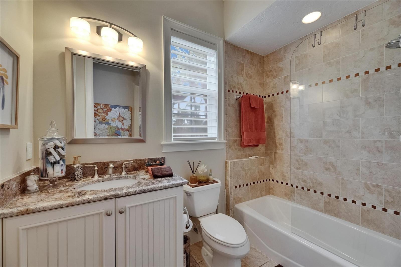 Listing photo id 58 for 624 Balibay Road