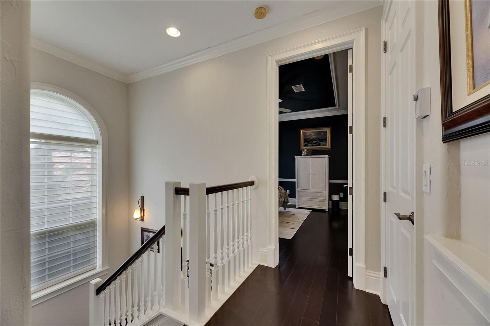 Listing photo id 63 for 624 Balibay Road