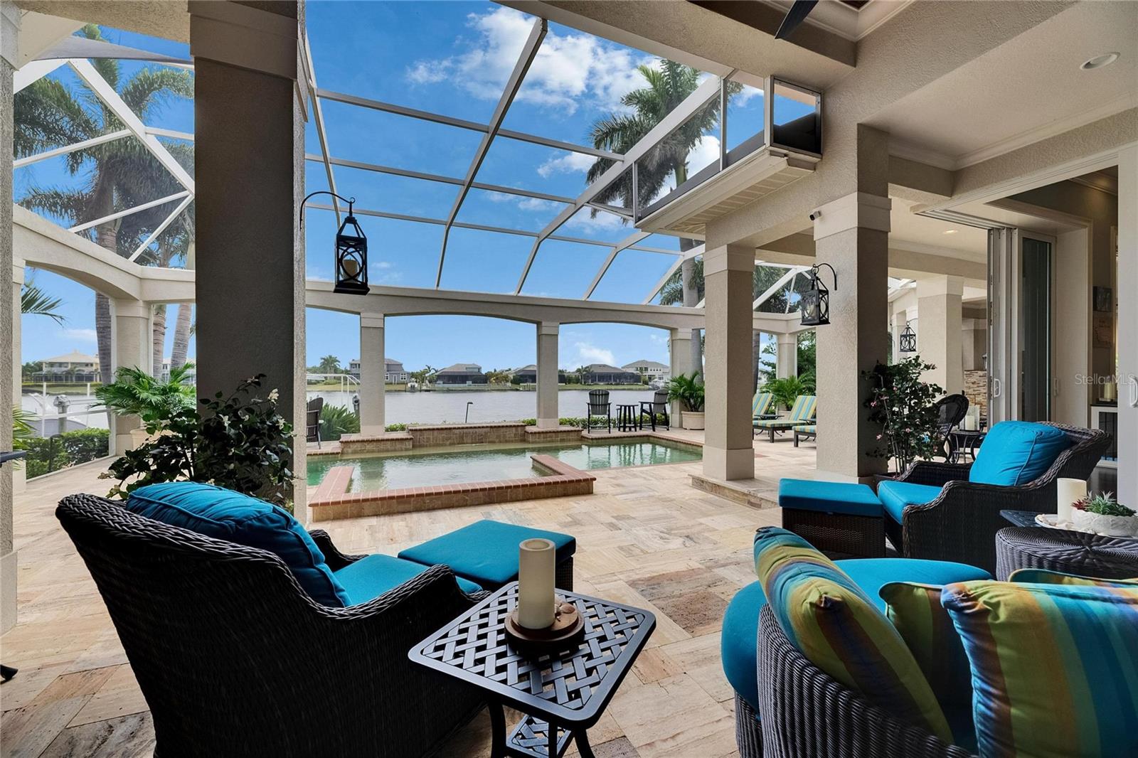 Listing photo id 77 for 624 Balibay Road