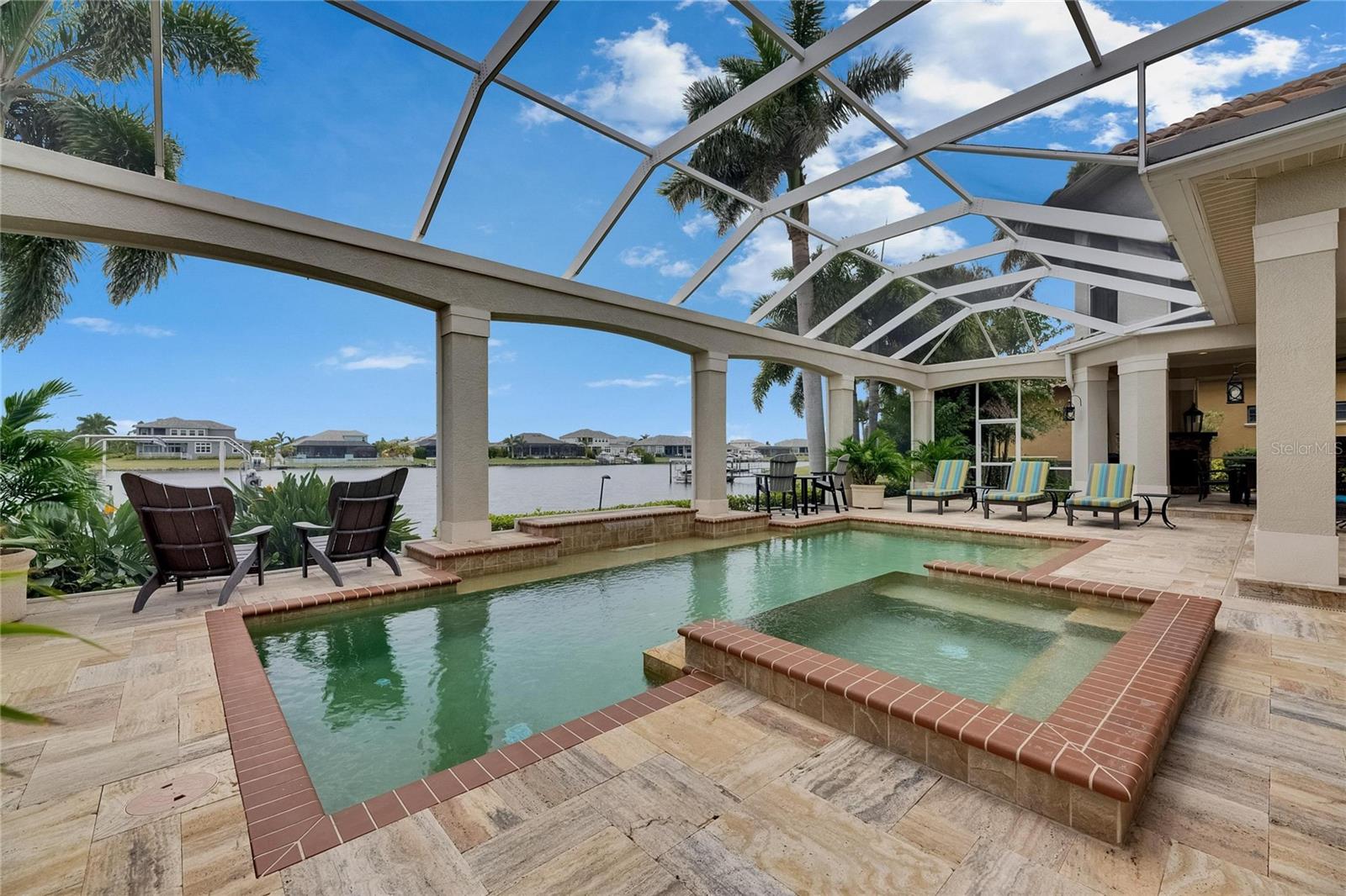 Listing photo id 78 for 624 Balibay Road