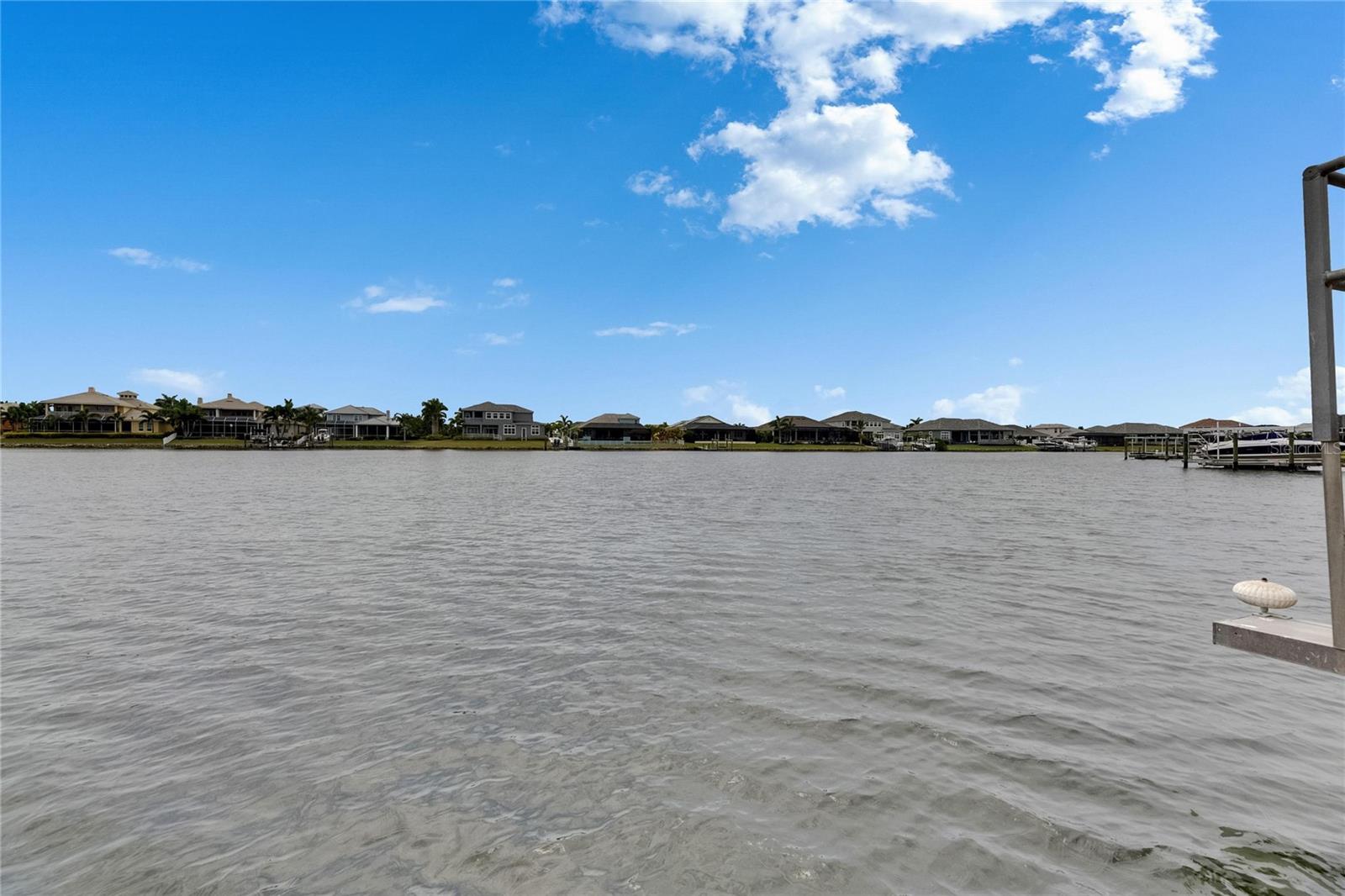 Listing photo id 88 for 624 Balibay Road