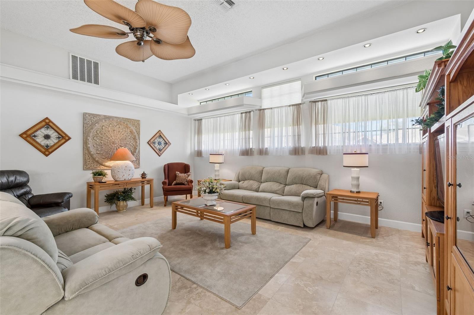 Image 31 of 74 For 13501 Glaze Brook Drive