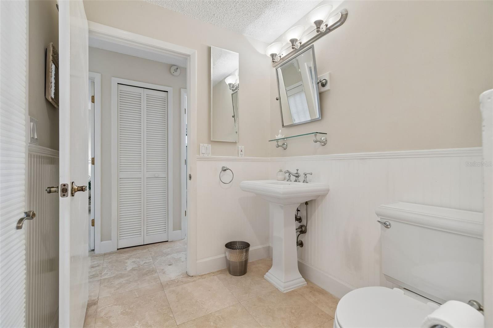Image 34 of 74 For 13501 Glaze Brook Drive