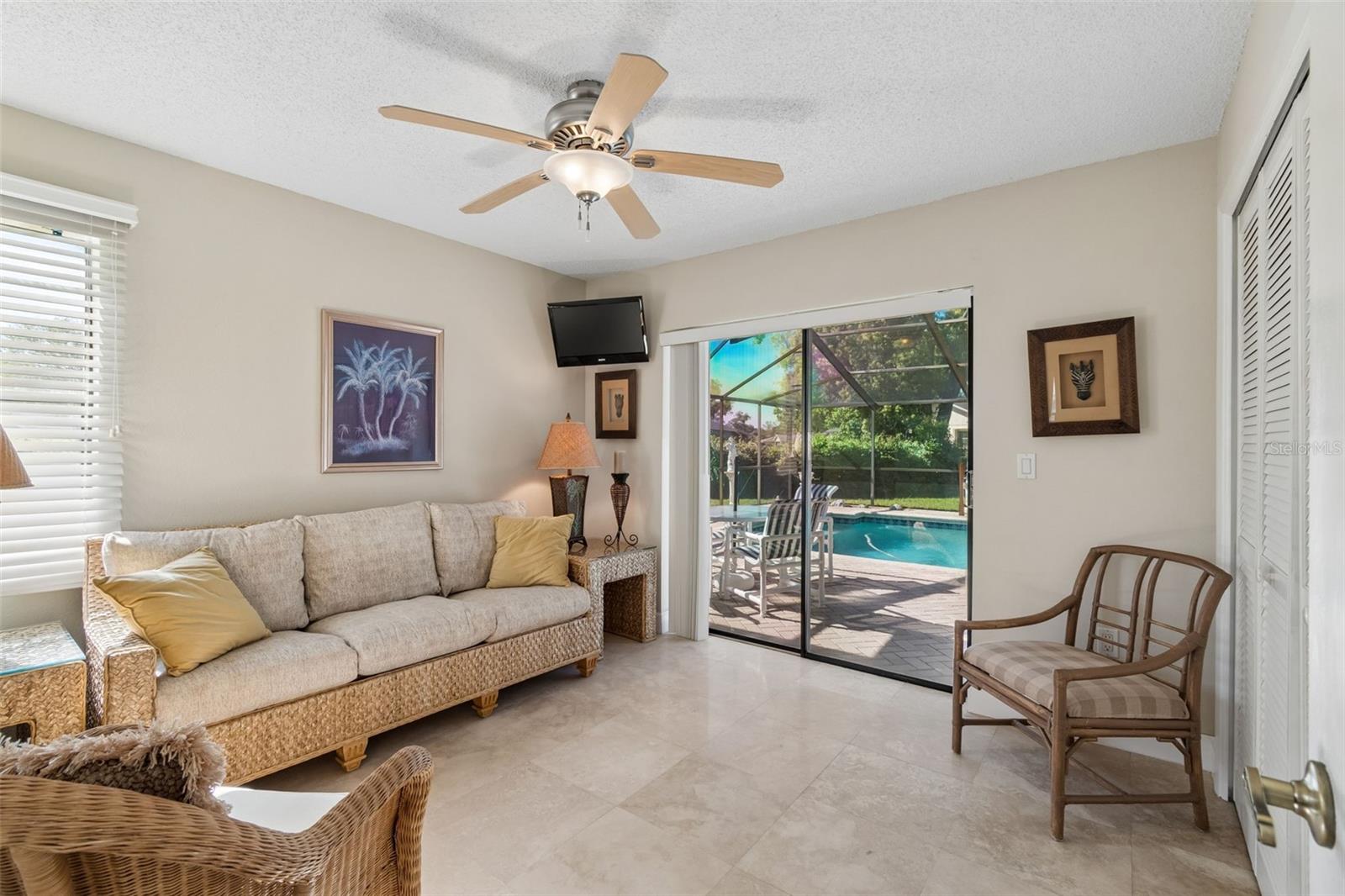 Image 41 of 74 For 13501 Glaze Brook Drive