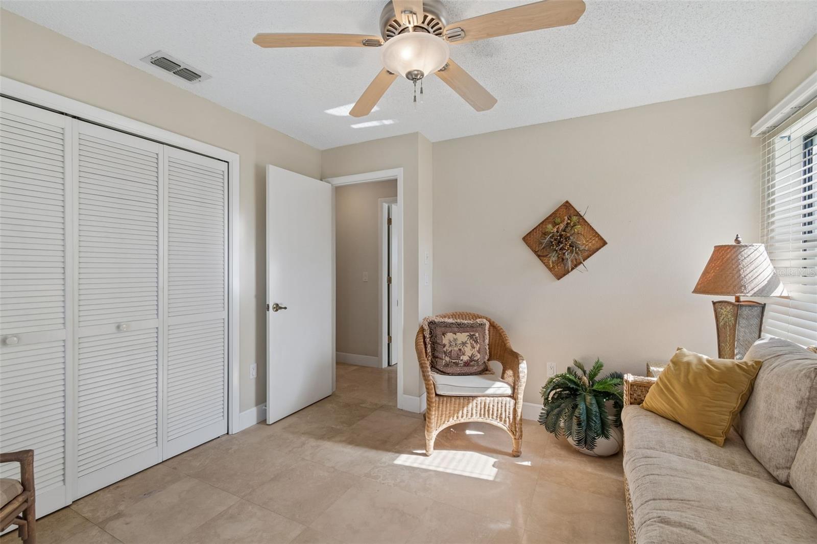 Image 42 of 74 For 13501 Glaze Brook Drive