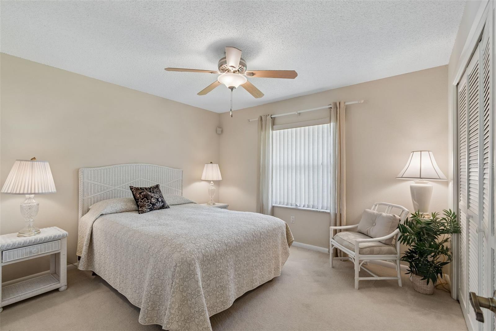 Image 43 of 74 For 13501 Glaze Brook Drive