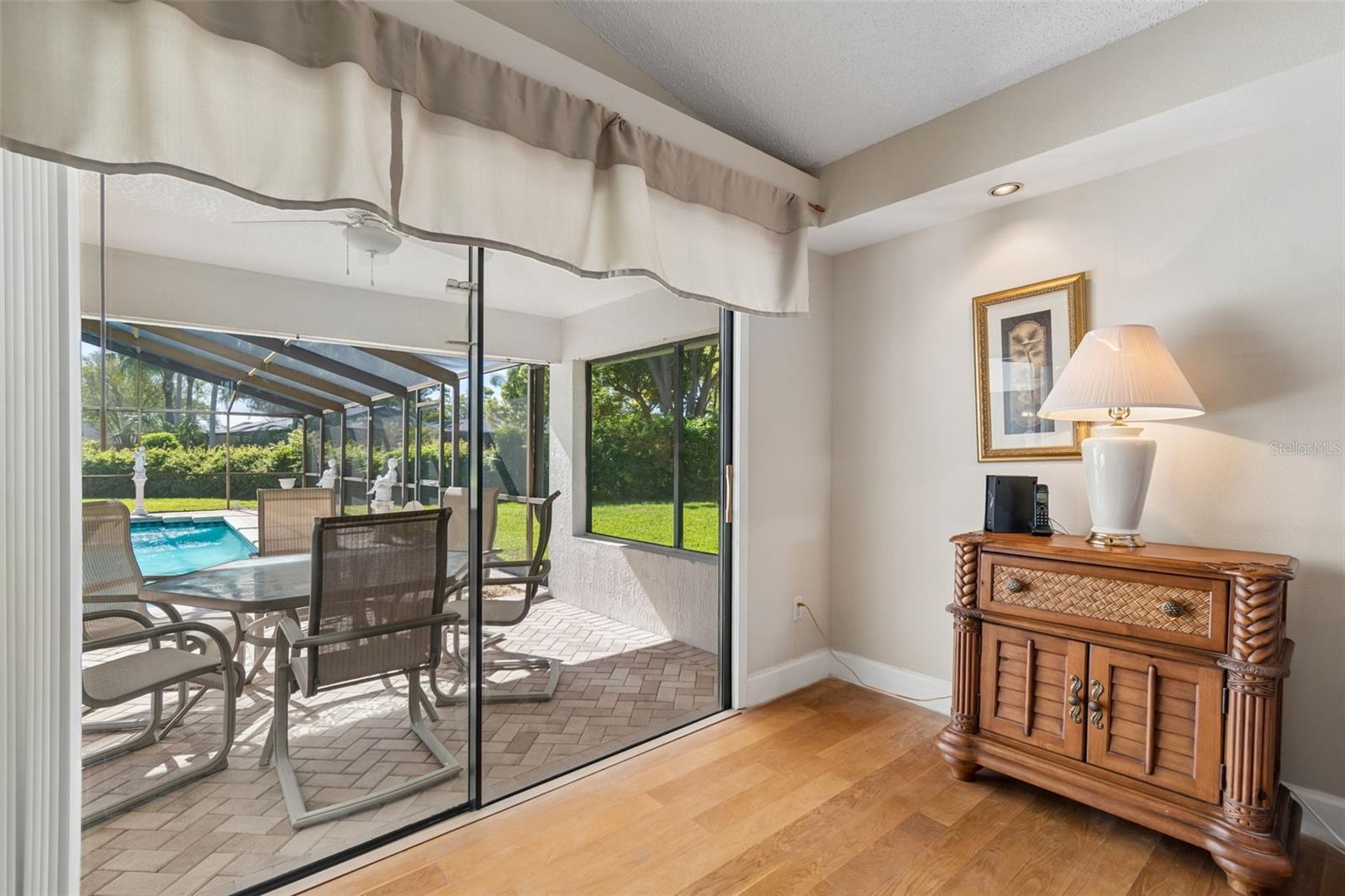 Image 51 of 74 For 13501 Glaze Brook Drive