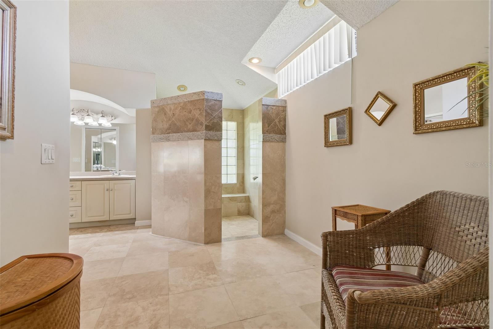 Image 57 of 74 For 13501 Glaze Brook Drive