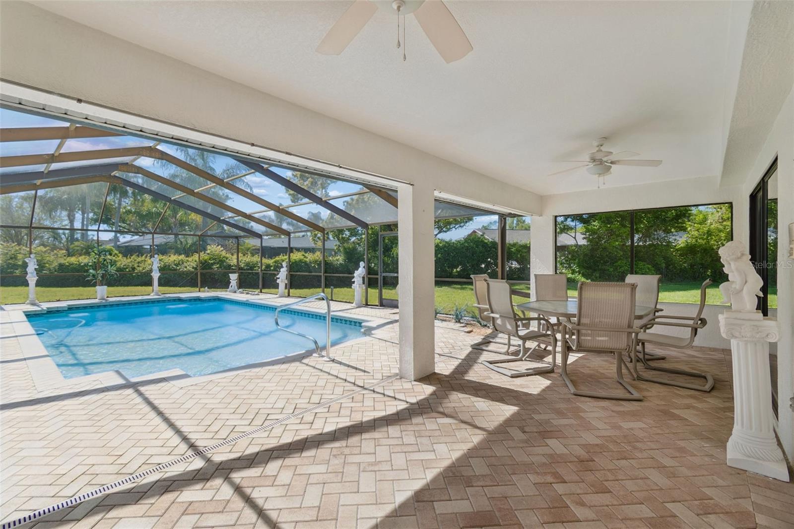 Image 60 of 74 For 13501 Glaze Brook Drive