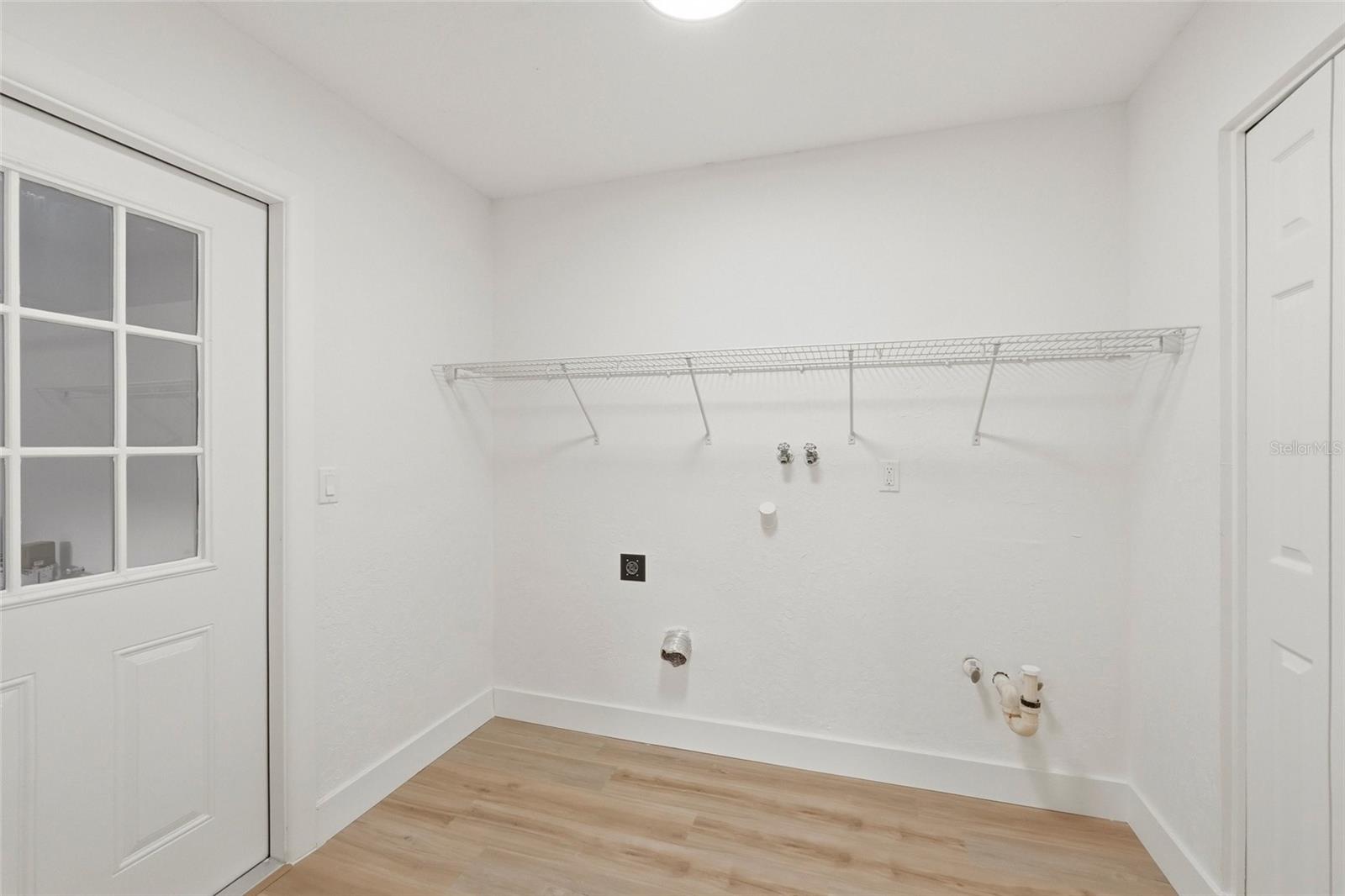 Image 14 of 38 For 2643 Burntfork Drive