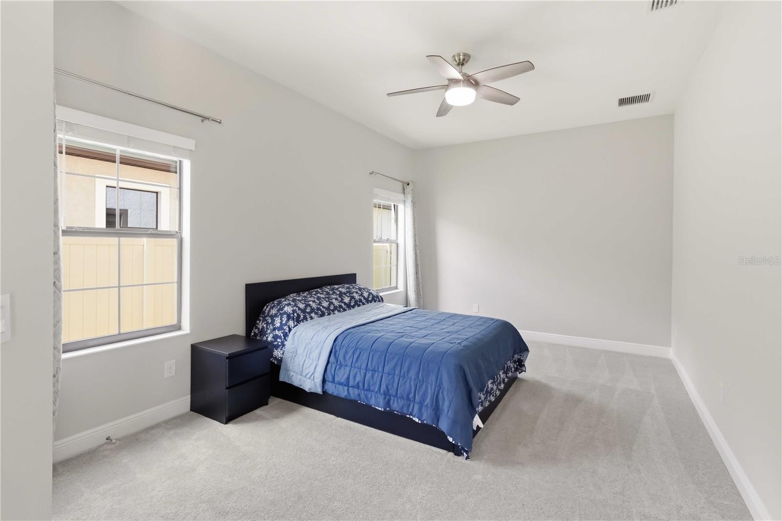 Image 19 of 47 For 805 Viscount Street