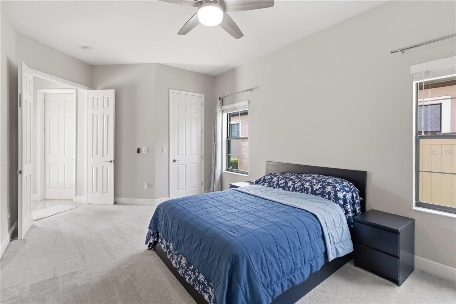 Image 20 of 47 For 805 Viscount Street