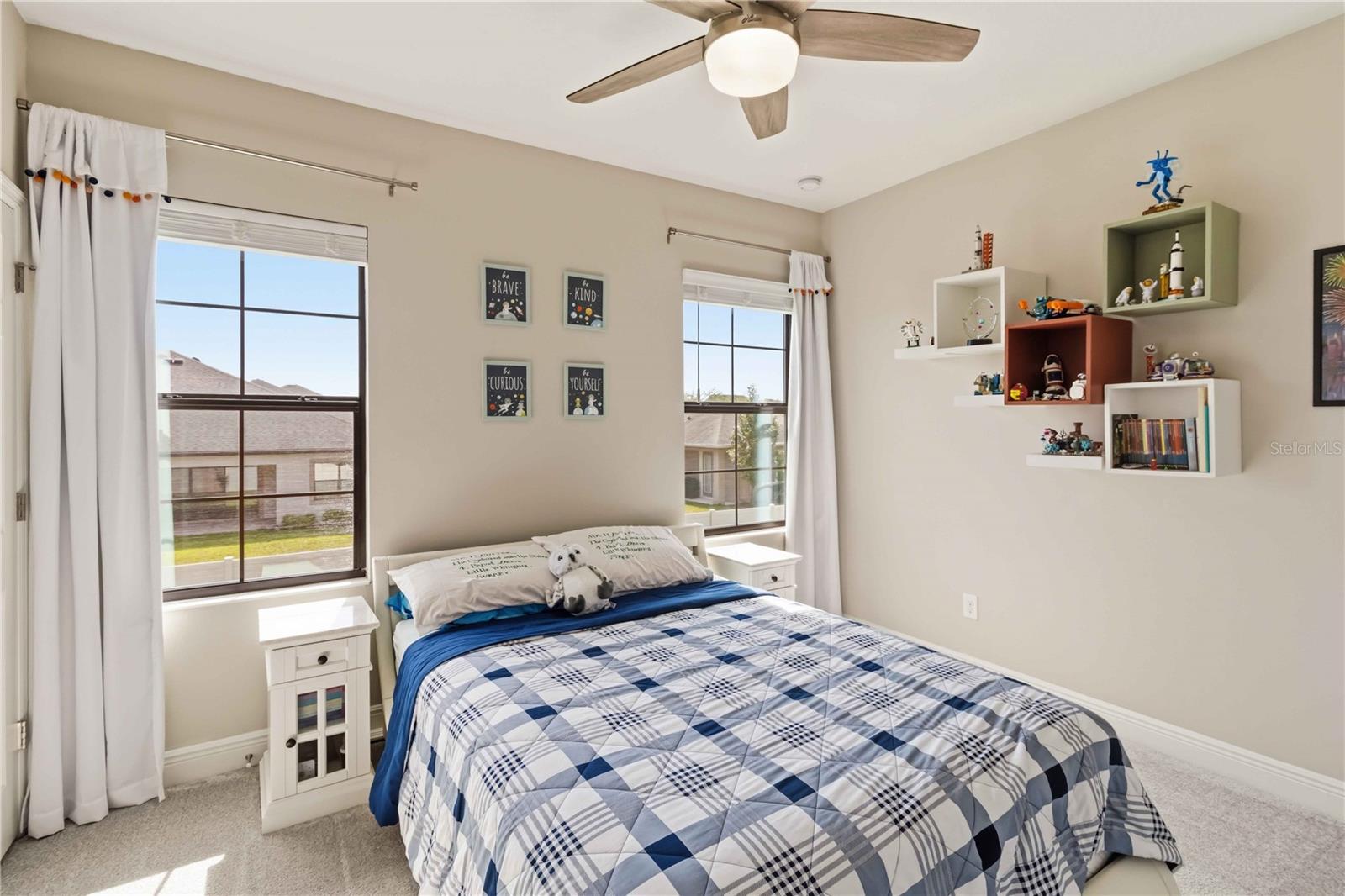 Image 31 of 47 For 805 Viscount Street