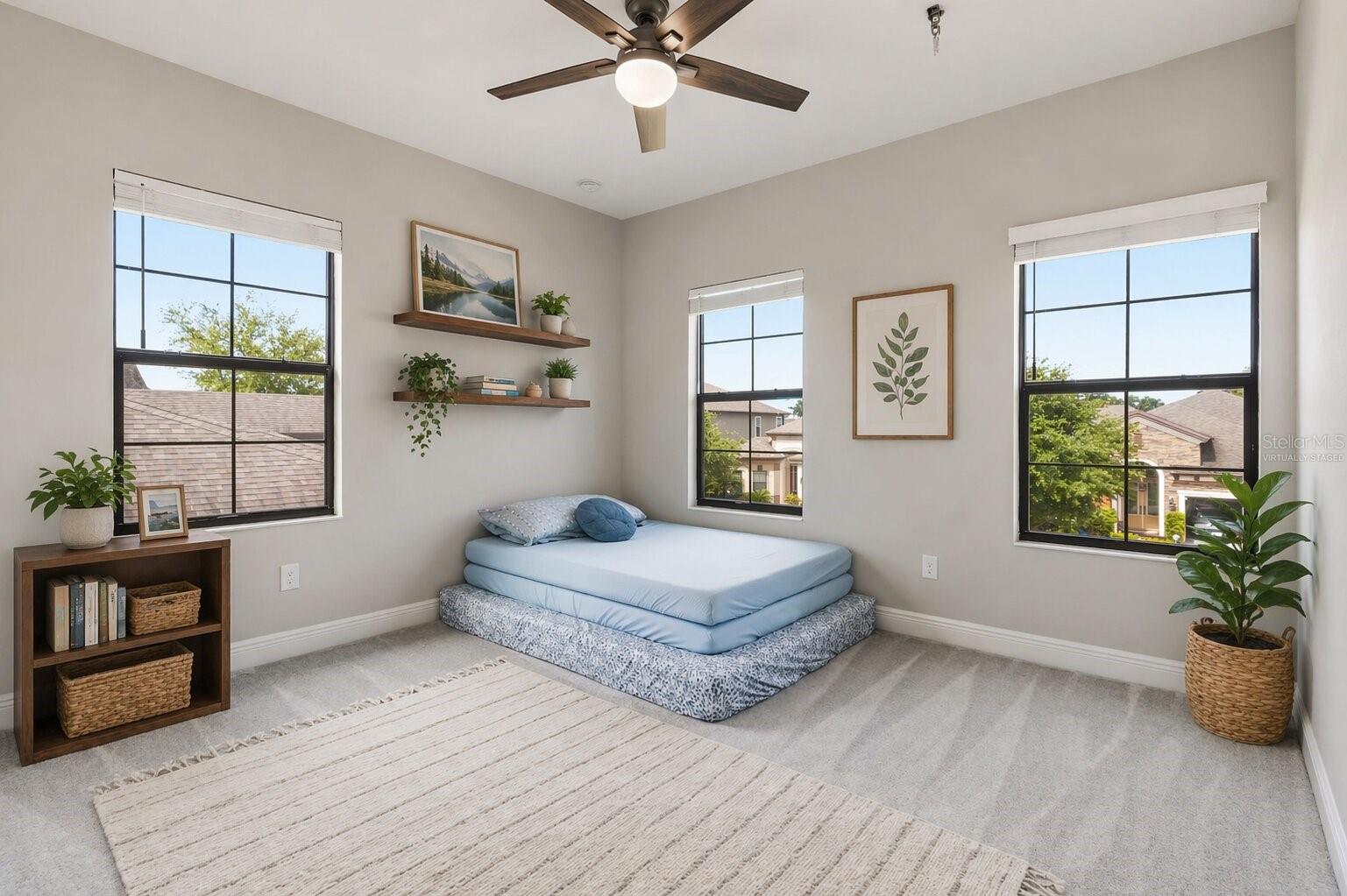 Image 36 of 47 For 805 Viscount Street