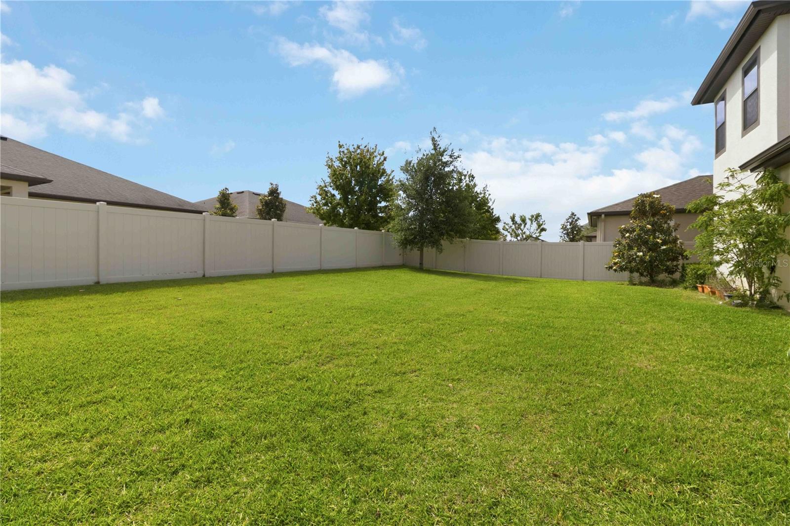 Image 43 of 47 For 805 Viscount Street