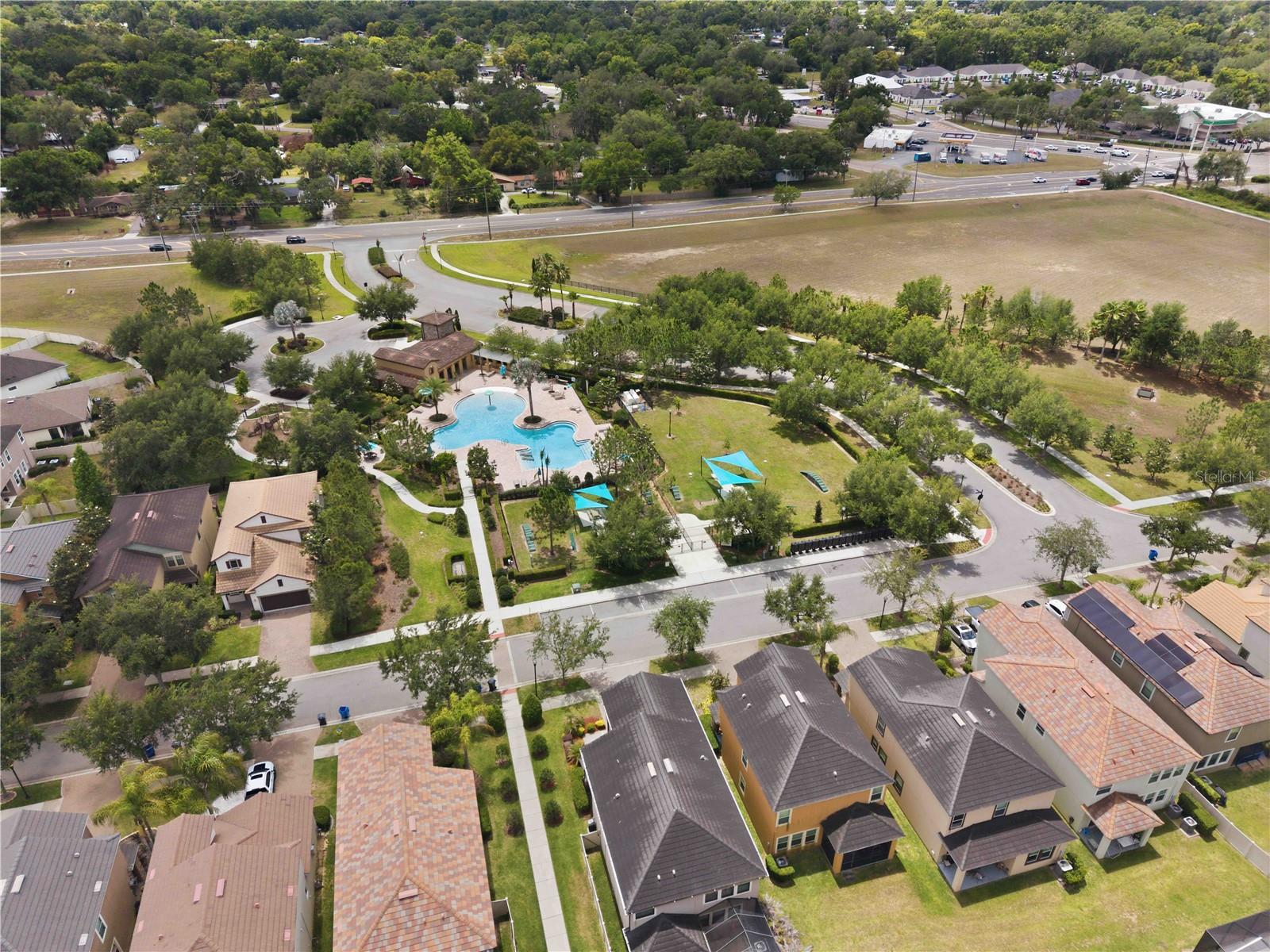 Image 46 of 47 For 805 Viscount Street