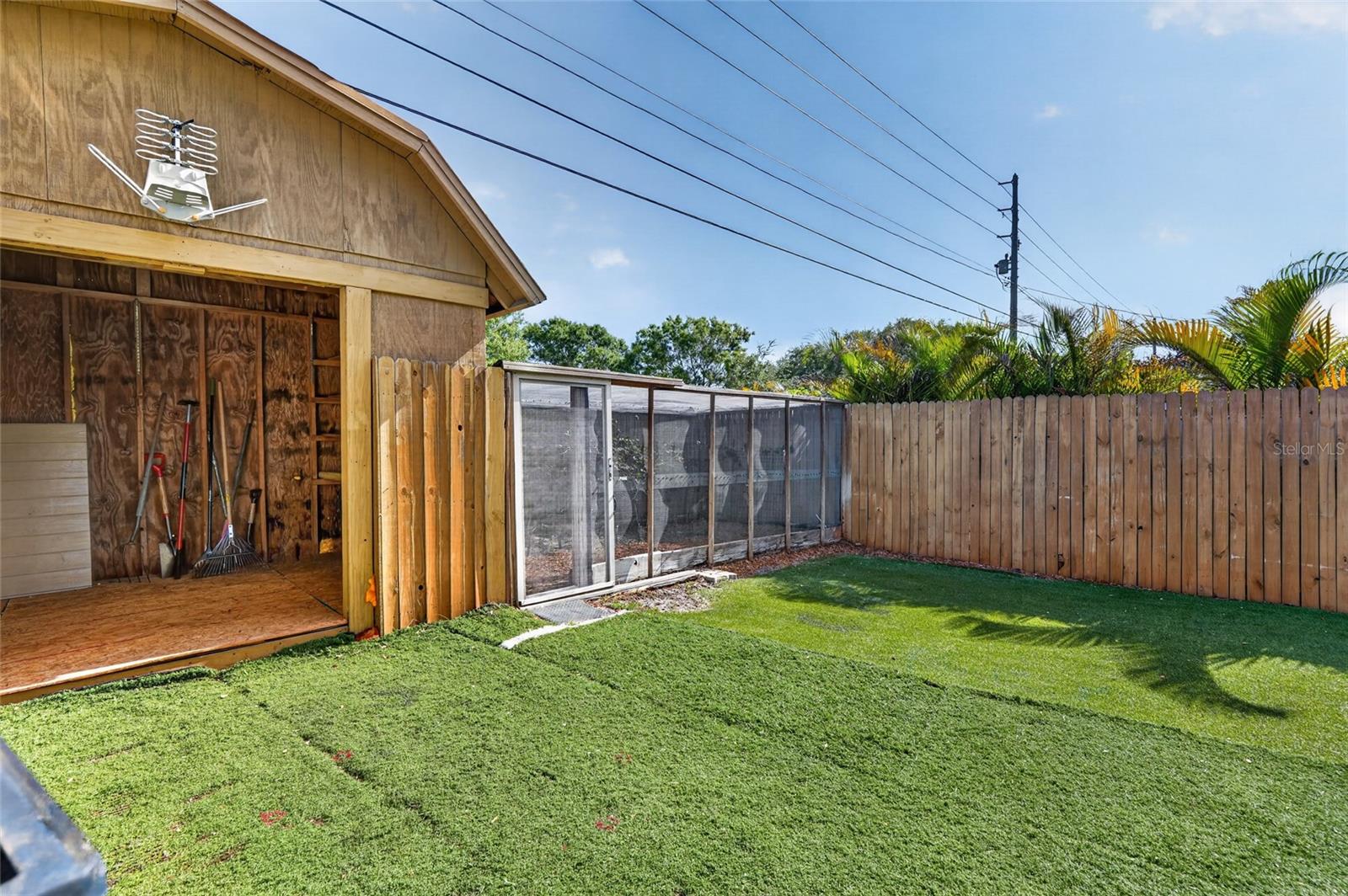 Image 31 of 38 For 1610 Valencia Drive W