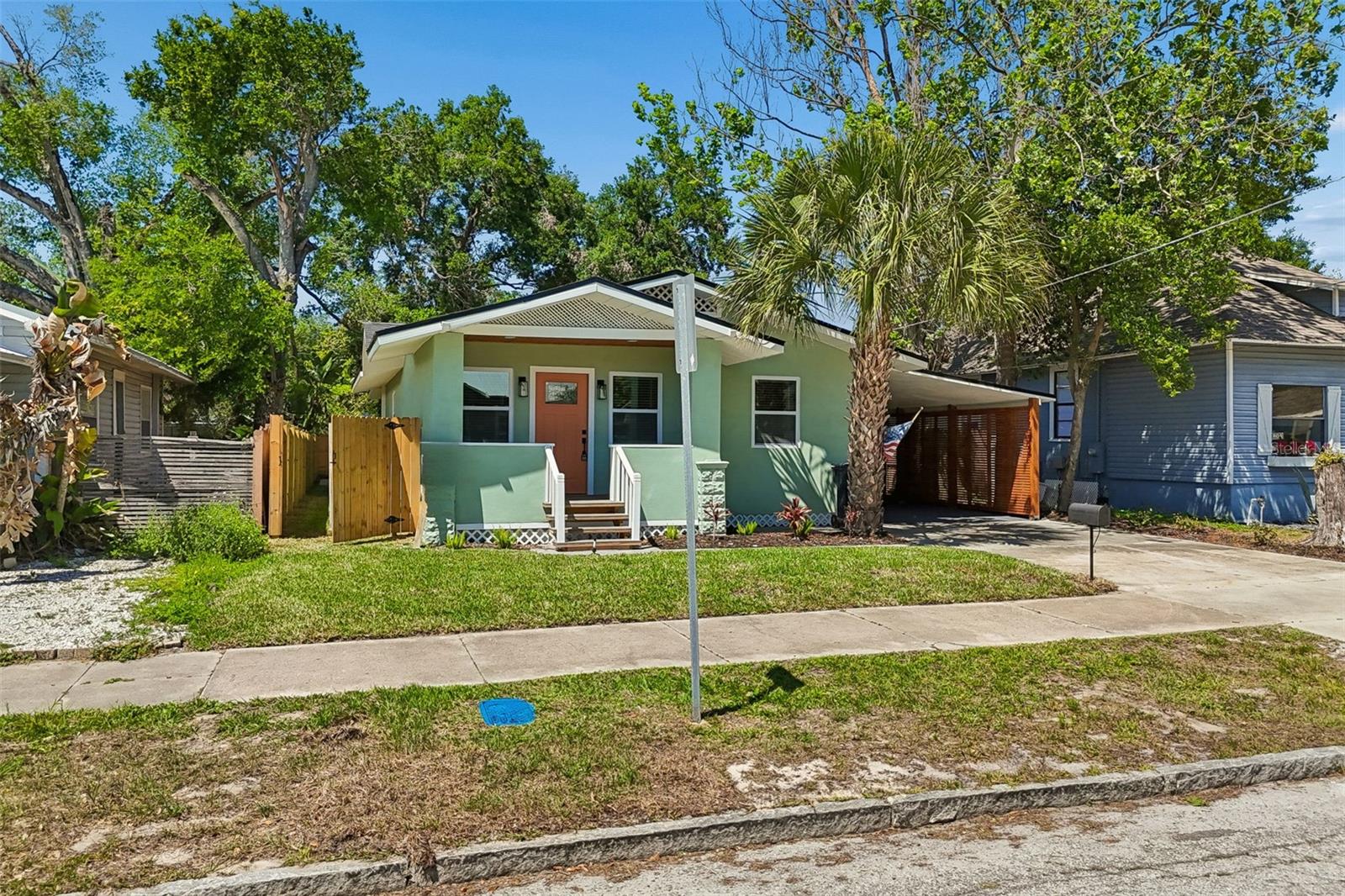 Image 60 of 74 For 106 E Fern St