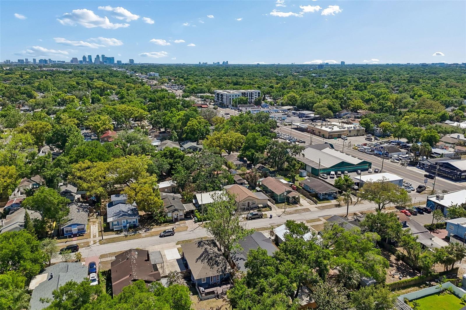 Image 73 of 74 For 106 E Fern St