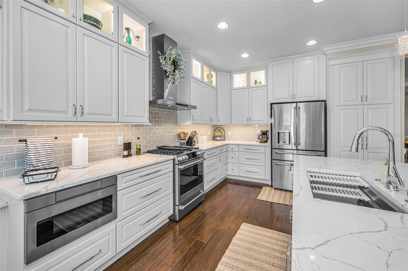 Image 25 of 100 For 8449 Bluevine Sky Drive