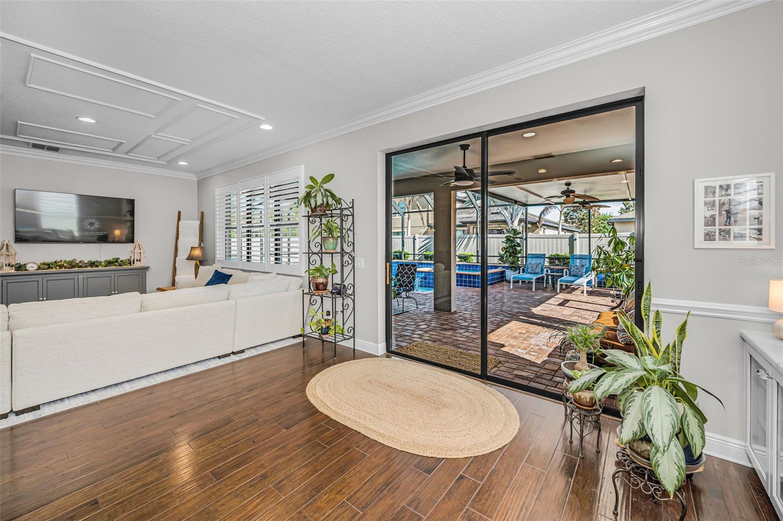 Image 32 of 100 For 8449 Bluevine Sky Drive