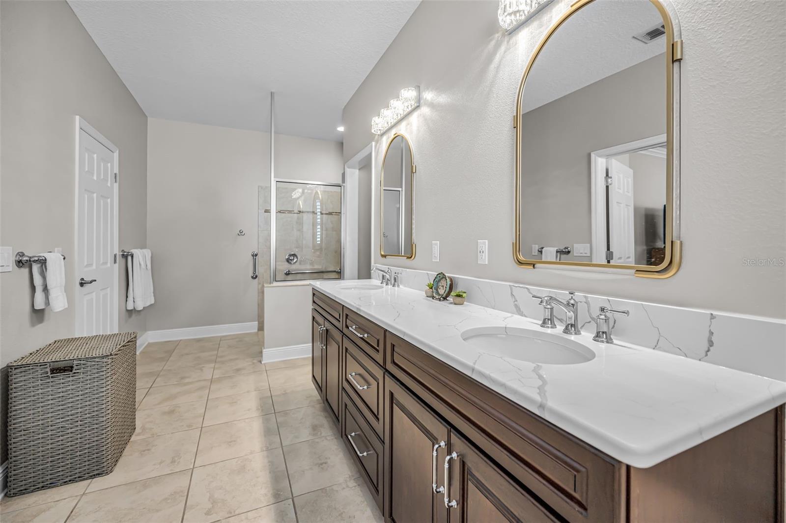 Image 40 of 100 For 8449 Bluevine Sky Drive